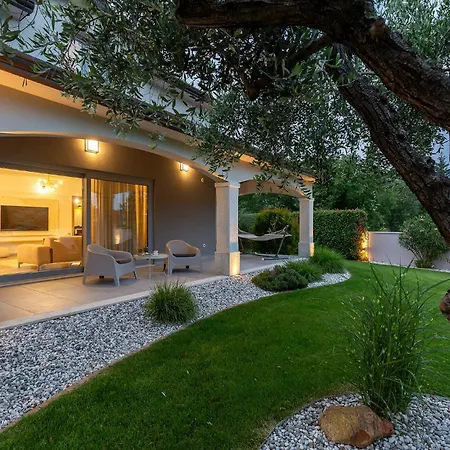 Semesterbostad Filton *