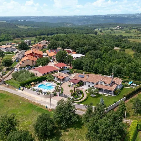 Filton 別荘 Vranje Selo