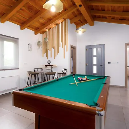 Casa de Férias Filton Vranje Selo
